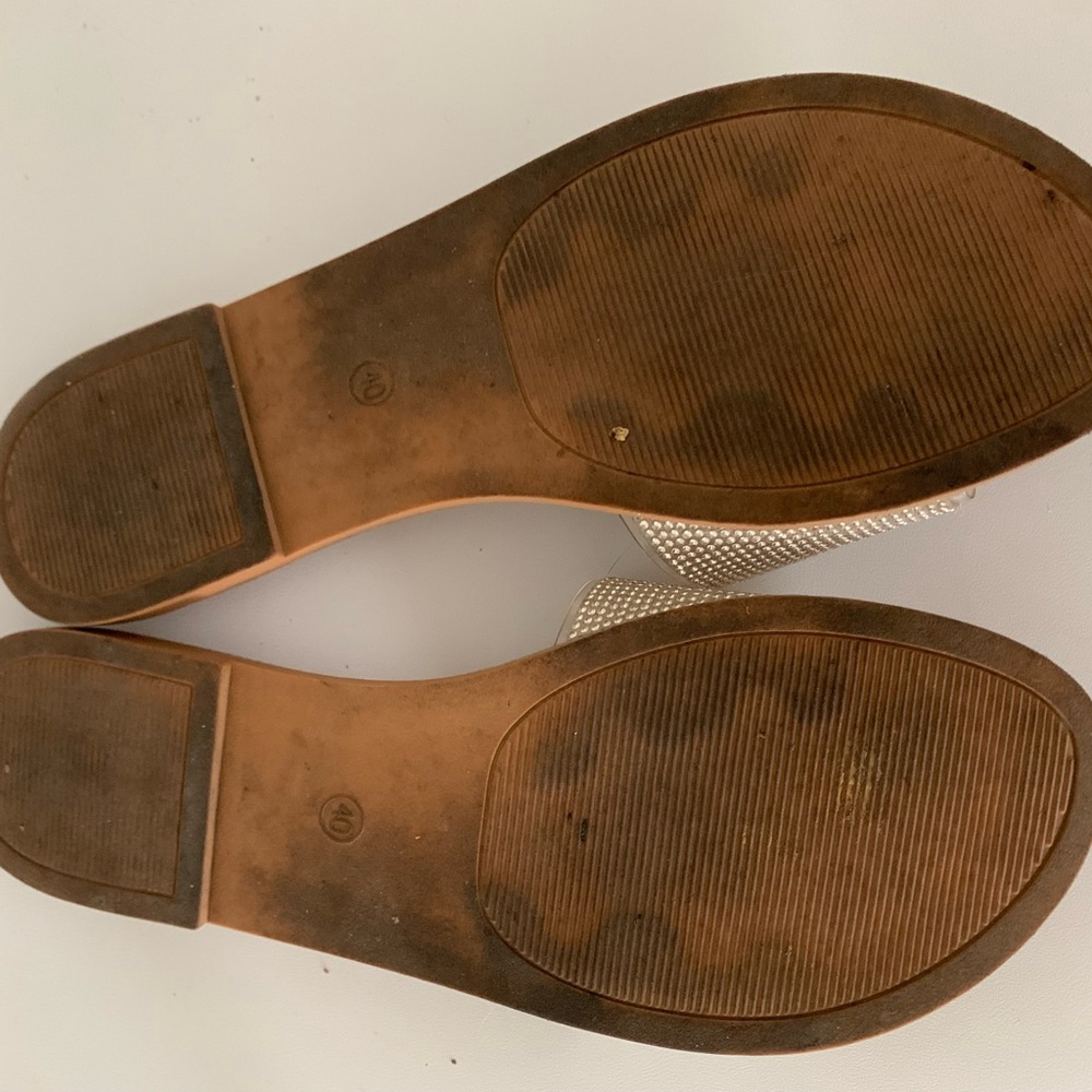 Sandals - Picture 2 of 2